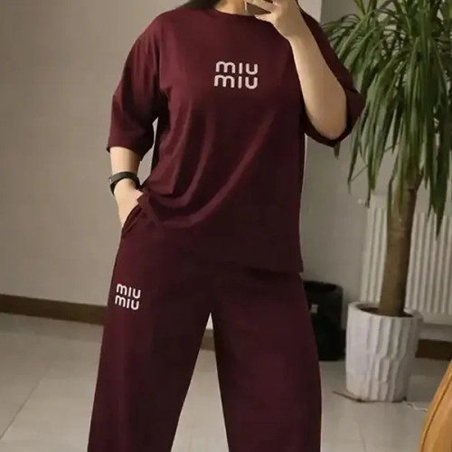 ست تیشرت شلوار طرح miu miu